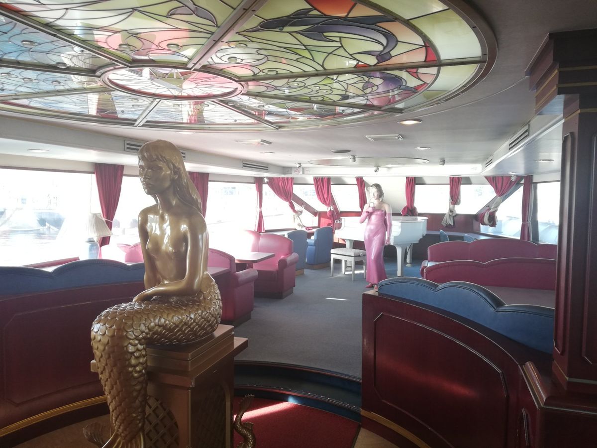 2日目は丸々1日鳥羽を満喫プラン。
ということで、最初にイルカ島に繰り出し...