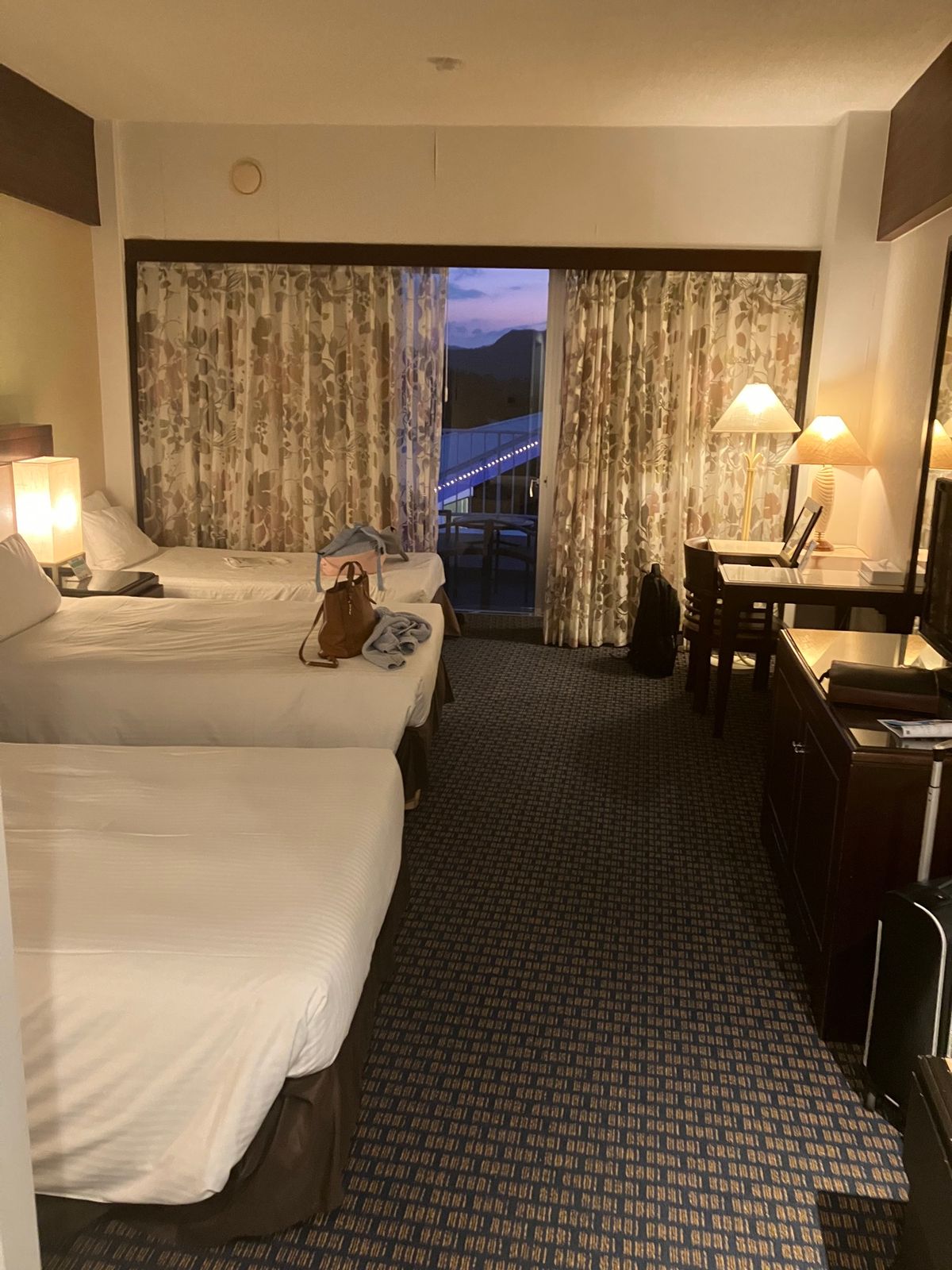 宿泊施設
「沖縄かりゆしビーチリゾート・オーシャンスパ」①