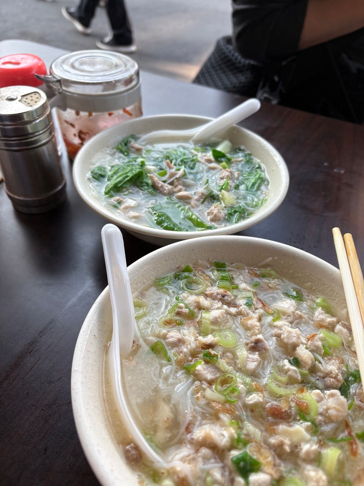 31茶舗
ホテルのすぐ近くにあるドリンク店。
仙草ゼリーミルクティーがお勧...