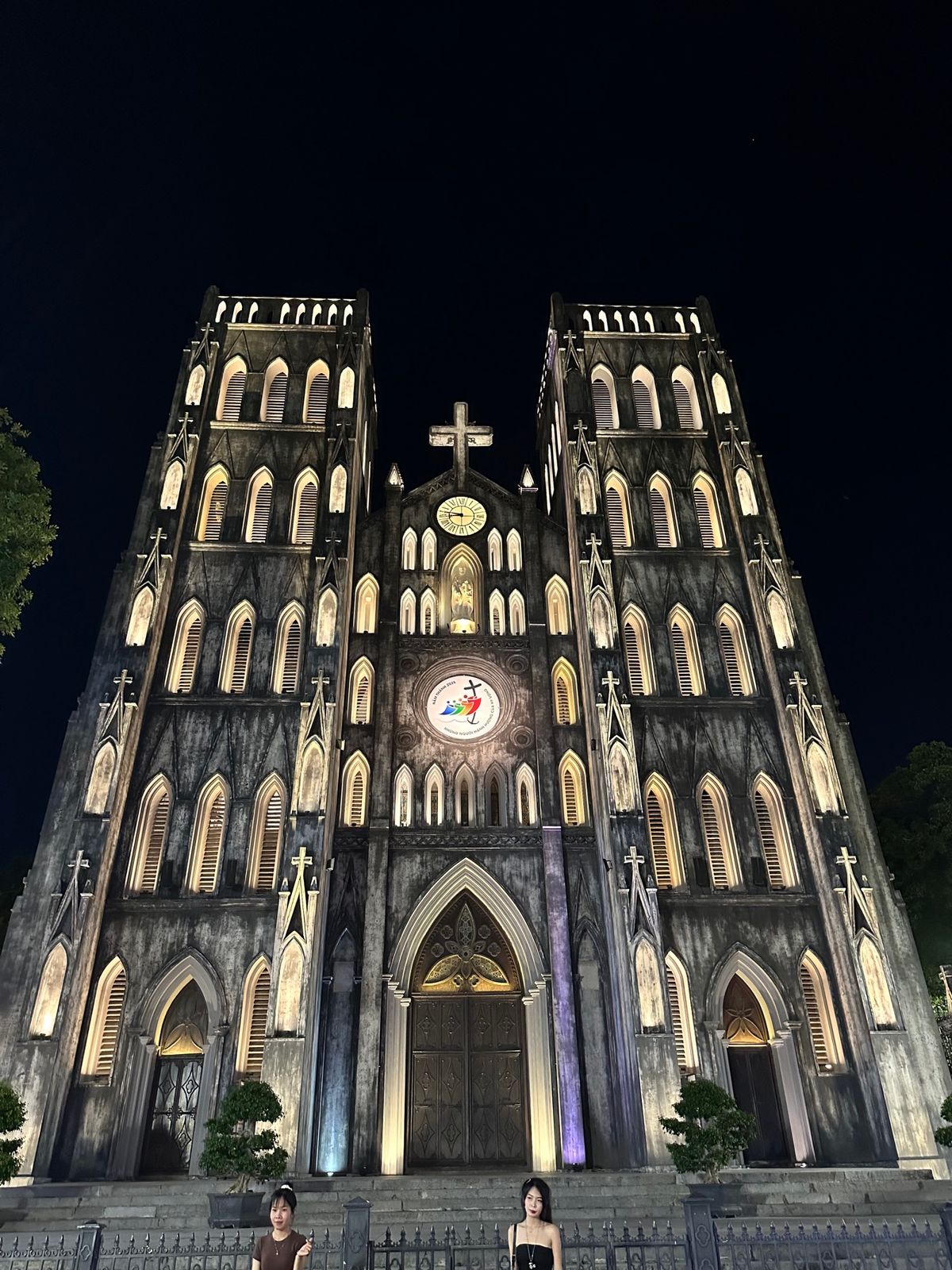 ・ロッテリア
・ハーゲンダッツ
・St. Joseph Cathedral...