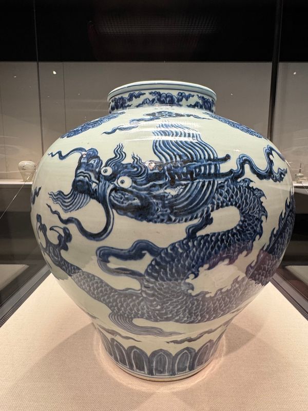 日本・門司港「門司港と下関と小倉　日帰り飛行機旅①」の写真：門司港
●出光美術館で気に入った壺

た...