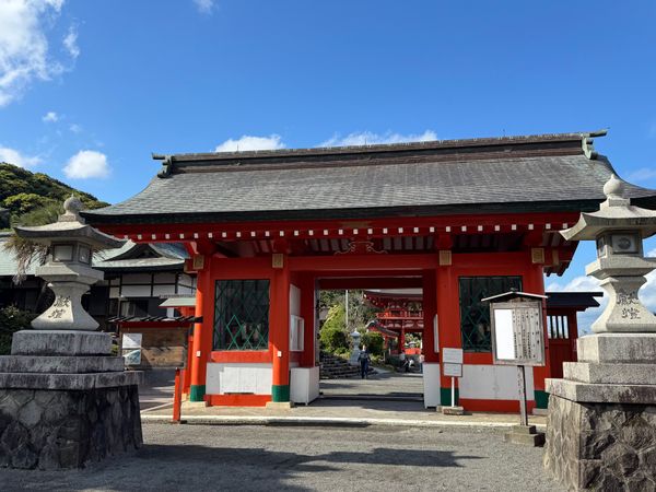 日本・日南市「のんびり気ままに宮崎旅」の写真：宮崎県　日南市
鵜戸神宮

朝は雨模様だ...