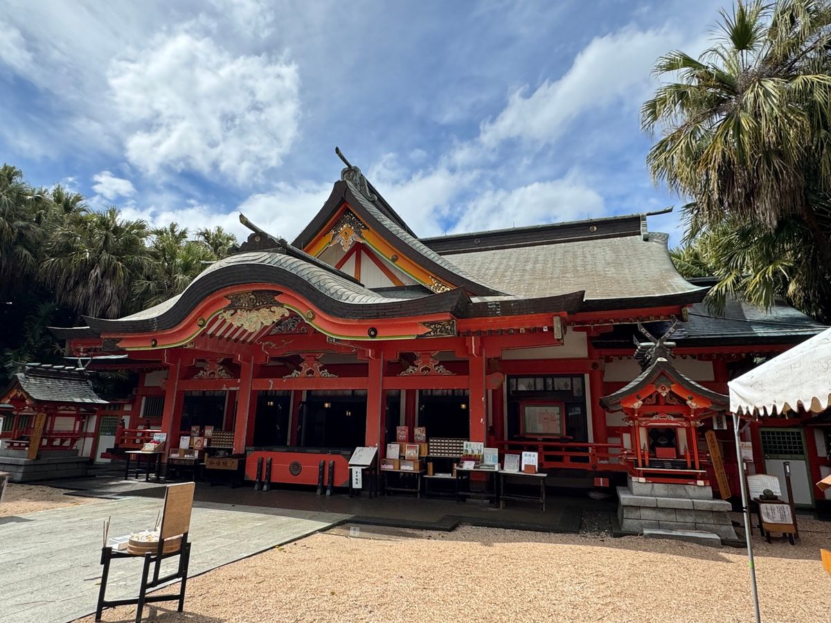 宮崎県　宮崎市
青島神社

●青島神社の鳥居
●青島神社の本殿
●青島神社...