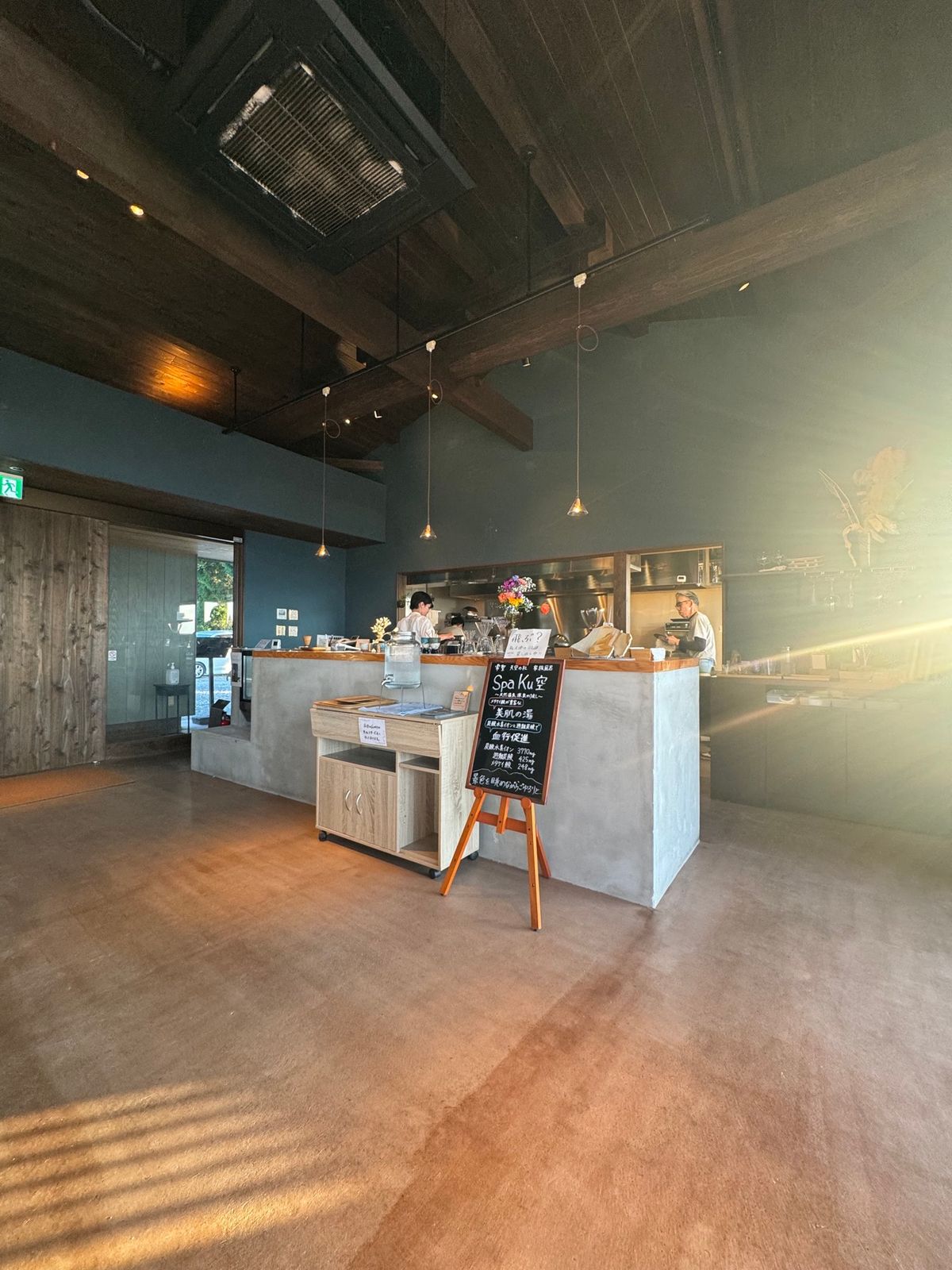 カフェ　風と土