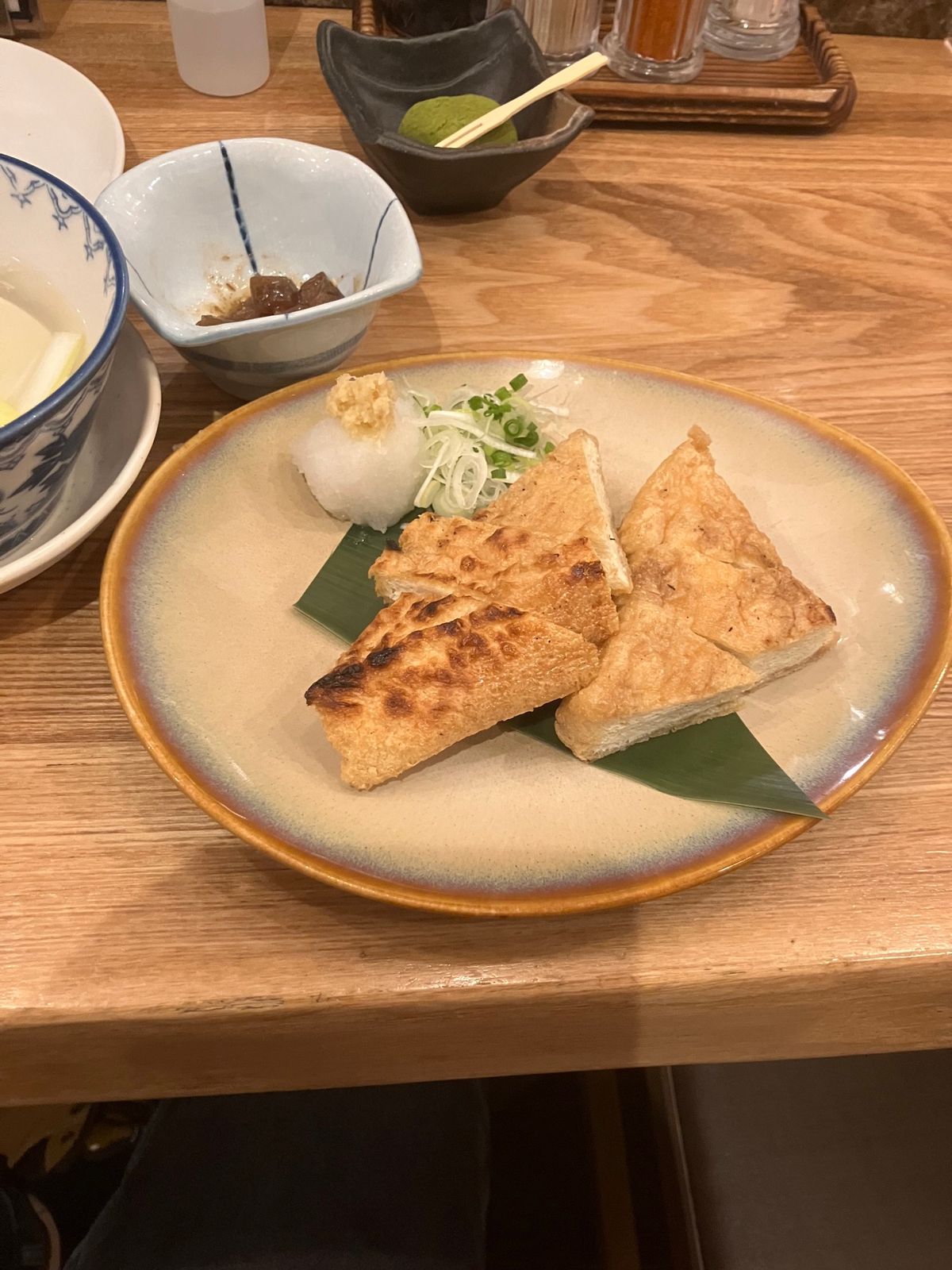 安定の利久と定義山名物の三角揚げ
ぼっちひかりのイルミネーション
