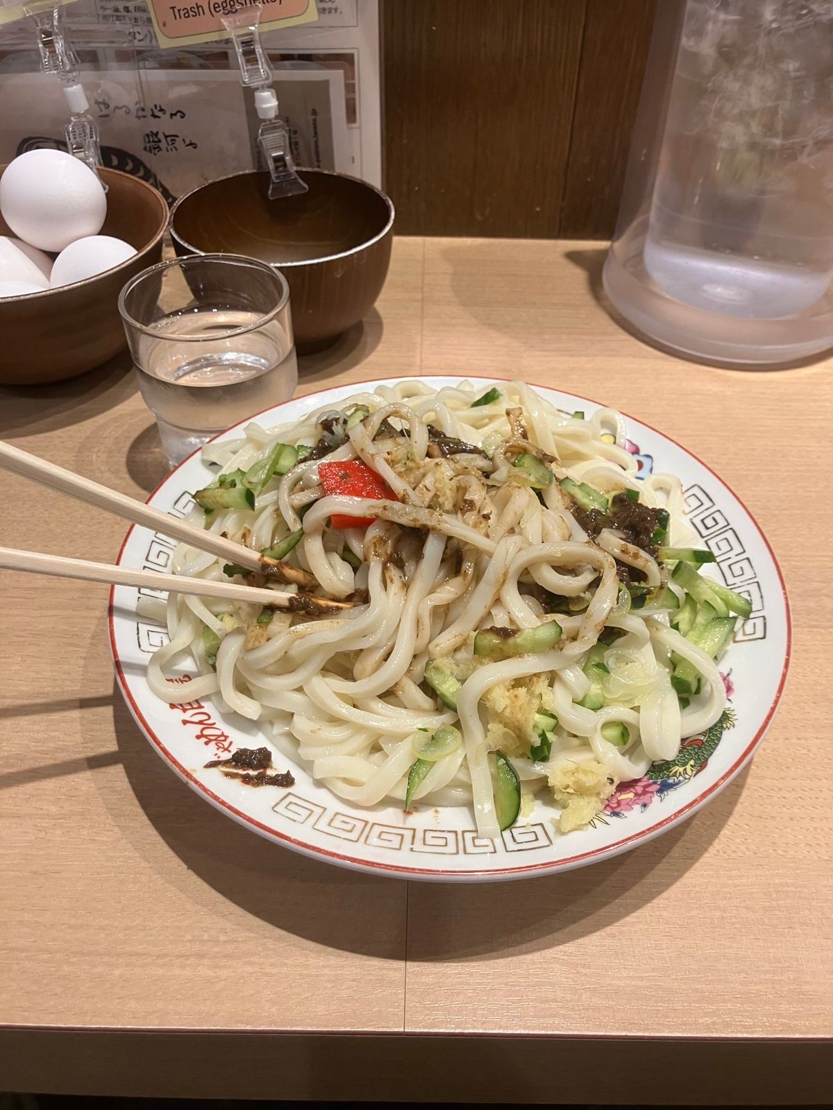 食べかけのじゃじゃ麺と石割桜(冬の姿)、旧岩手銀行赤レンガ倉庫
有識者の方...