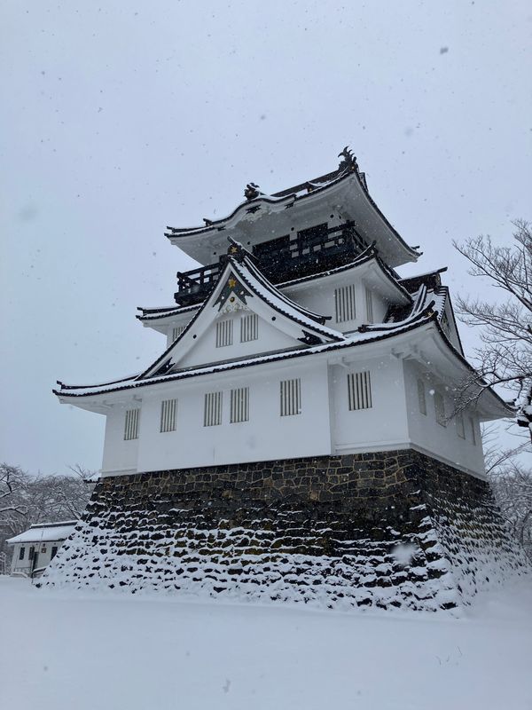日本・岩手県「冬の秋田県・岩手県・宮城県『北海道東日本パス』電車旅」の写真：【撮影場所】
秋田県 横手市 横手城

...