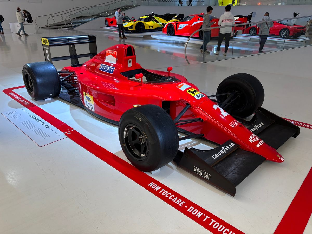 モデナ　エンツォ・フェラーリ博物館