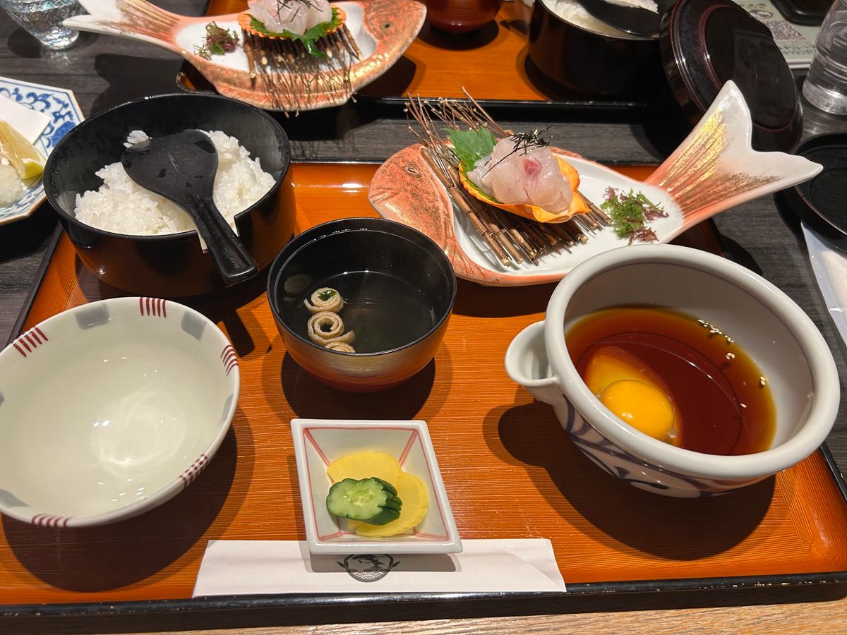 道後温泉〜♨️鯛めしはプリプリでめっちゃ美味しかった〜！！