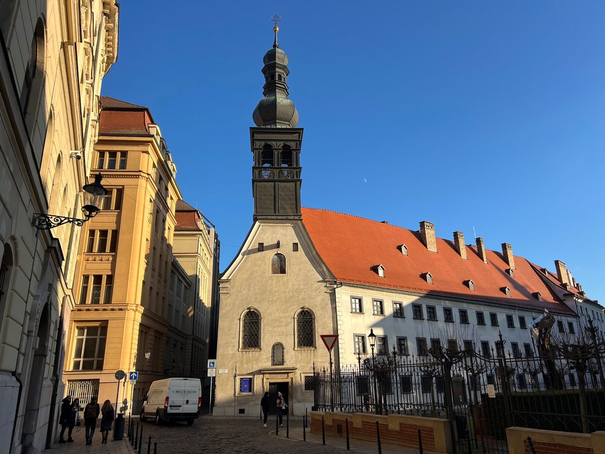 意外とコンパクトで綺麗な街でした。