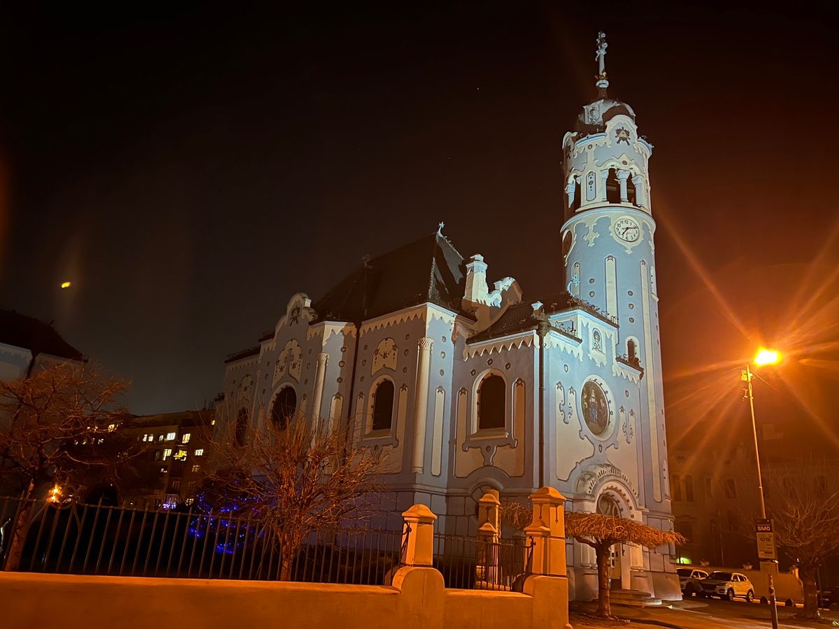 意外とコンパクトで綺麗な街でした。