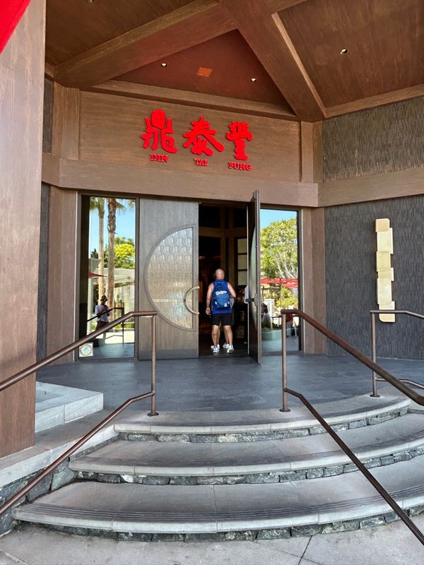 アメリカ(米国)・アナハイム「大谷くんの試合観戦⭐️エンジェルスタジアム」の写真