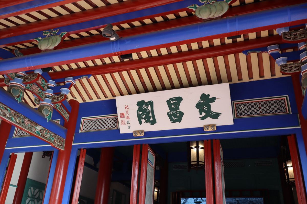 3日目
台南孔子廟とチーカンロウへ