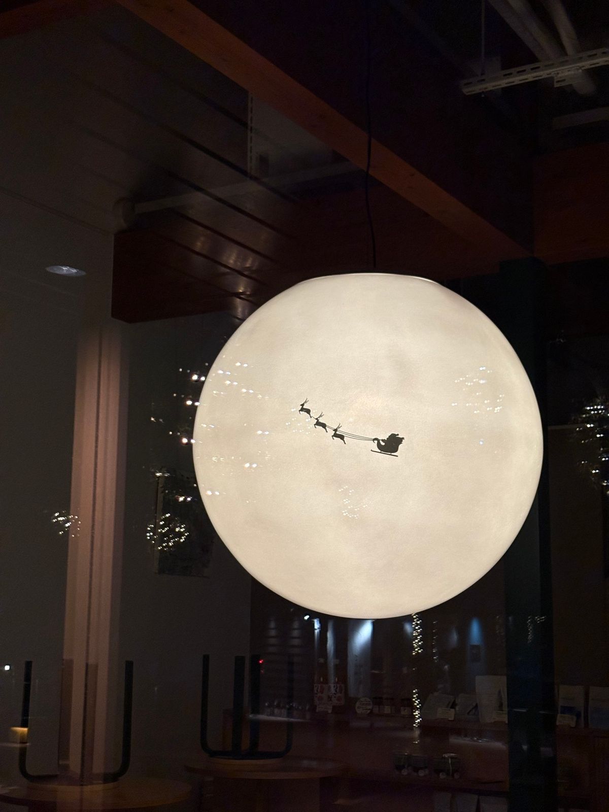 ハルニレテラス
軽井沢に行くたびに訪れる場所
ぶらぶらお散歩の後は、川上庵...