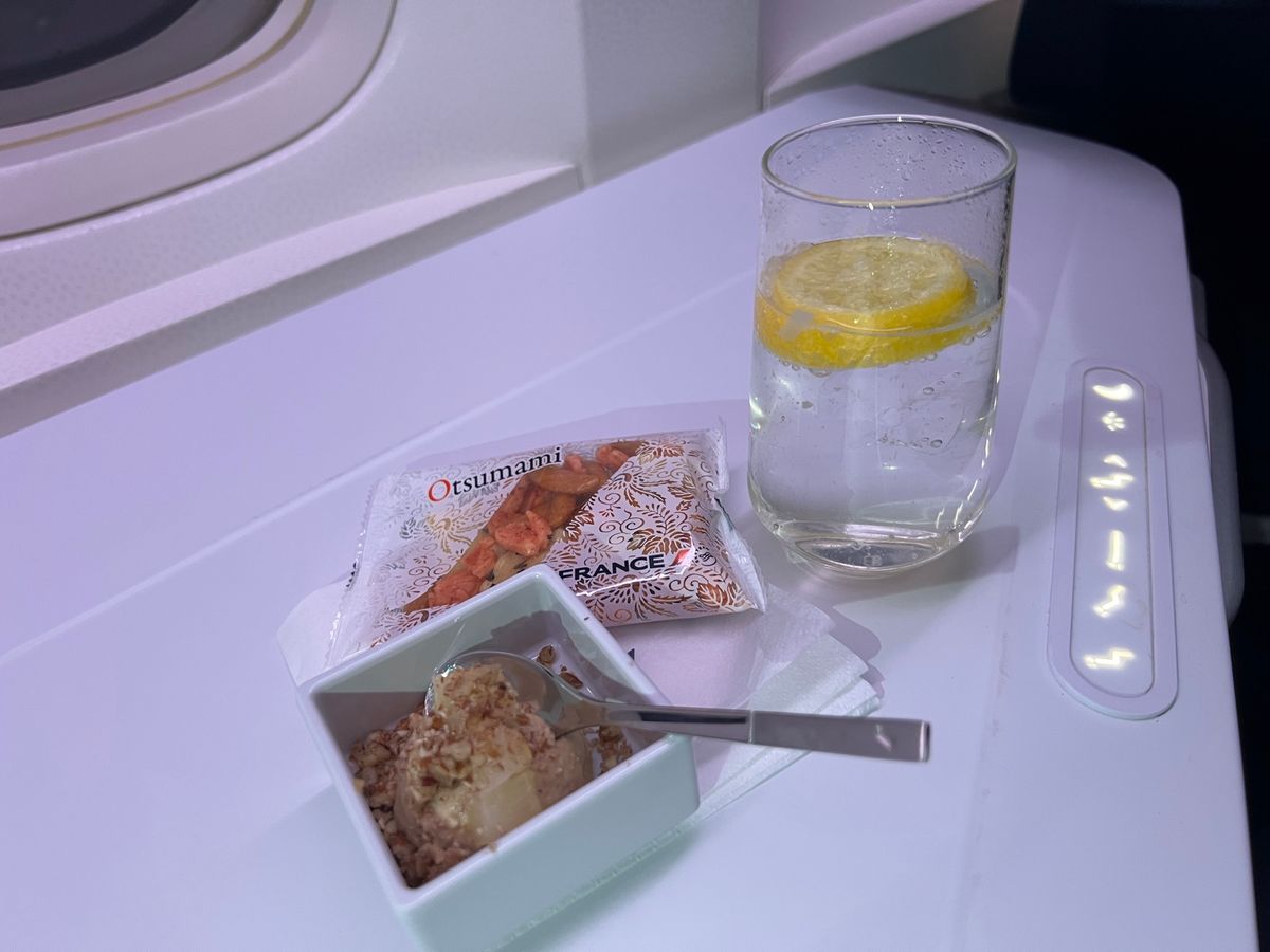 帰りもエールフランスB777-300ER
