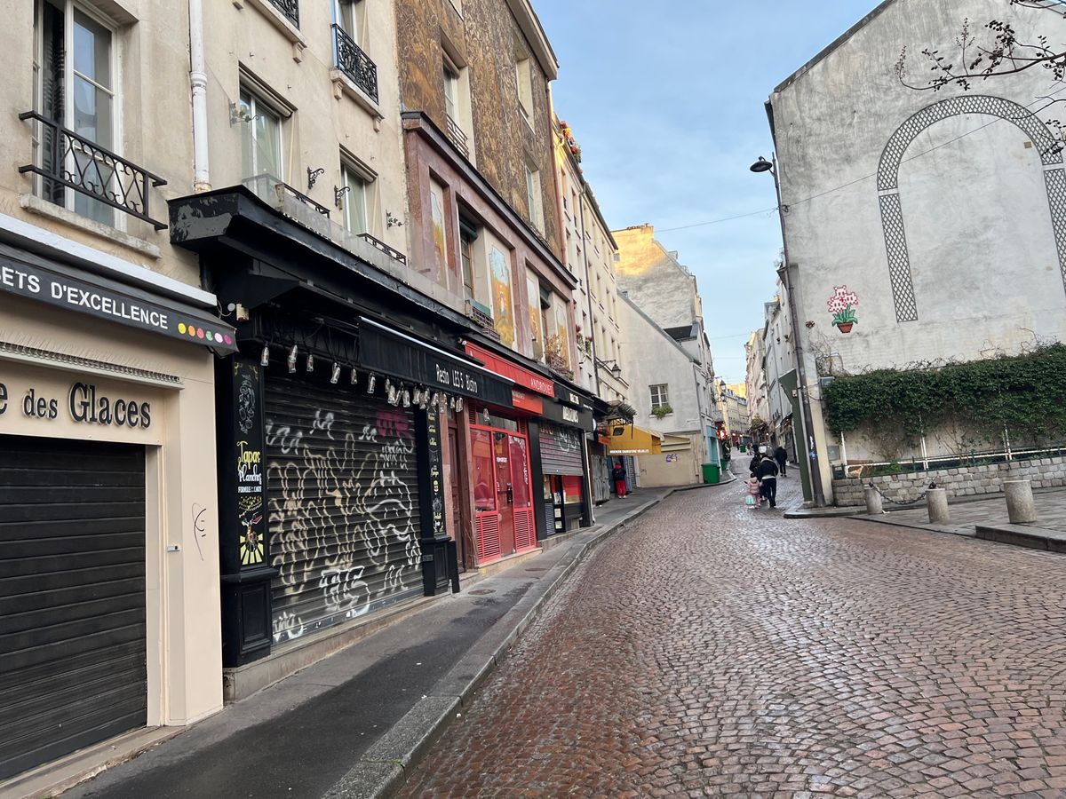 パリのムフタール通り