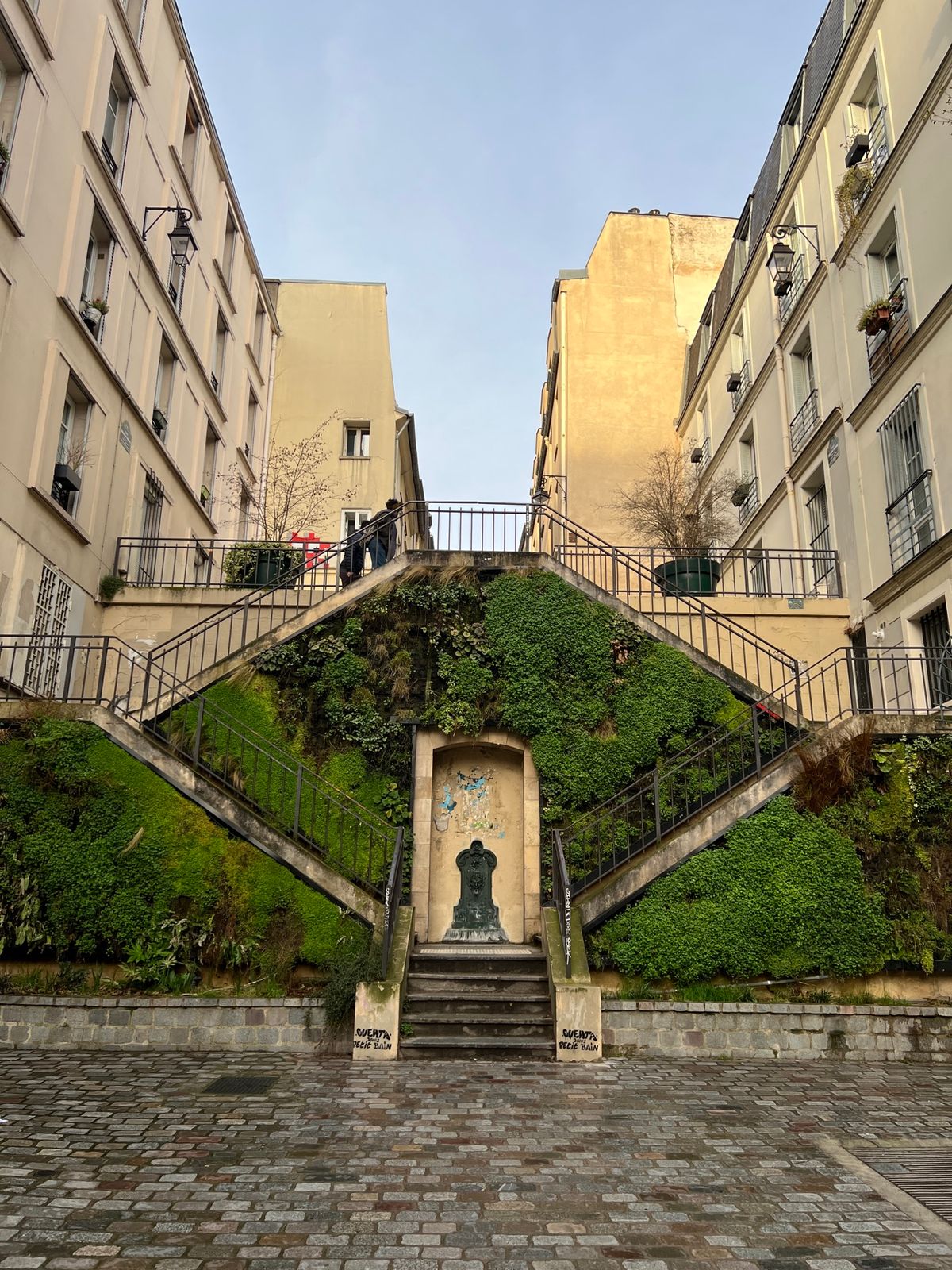 パリのムフタール通り