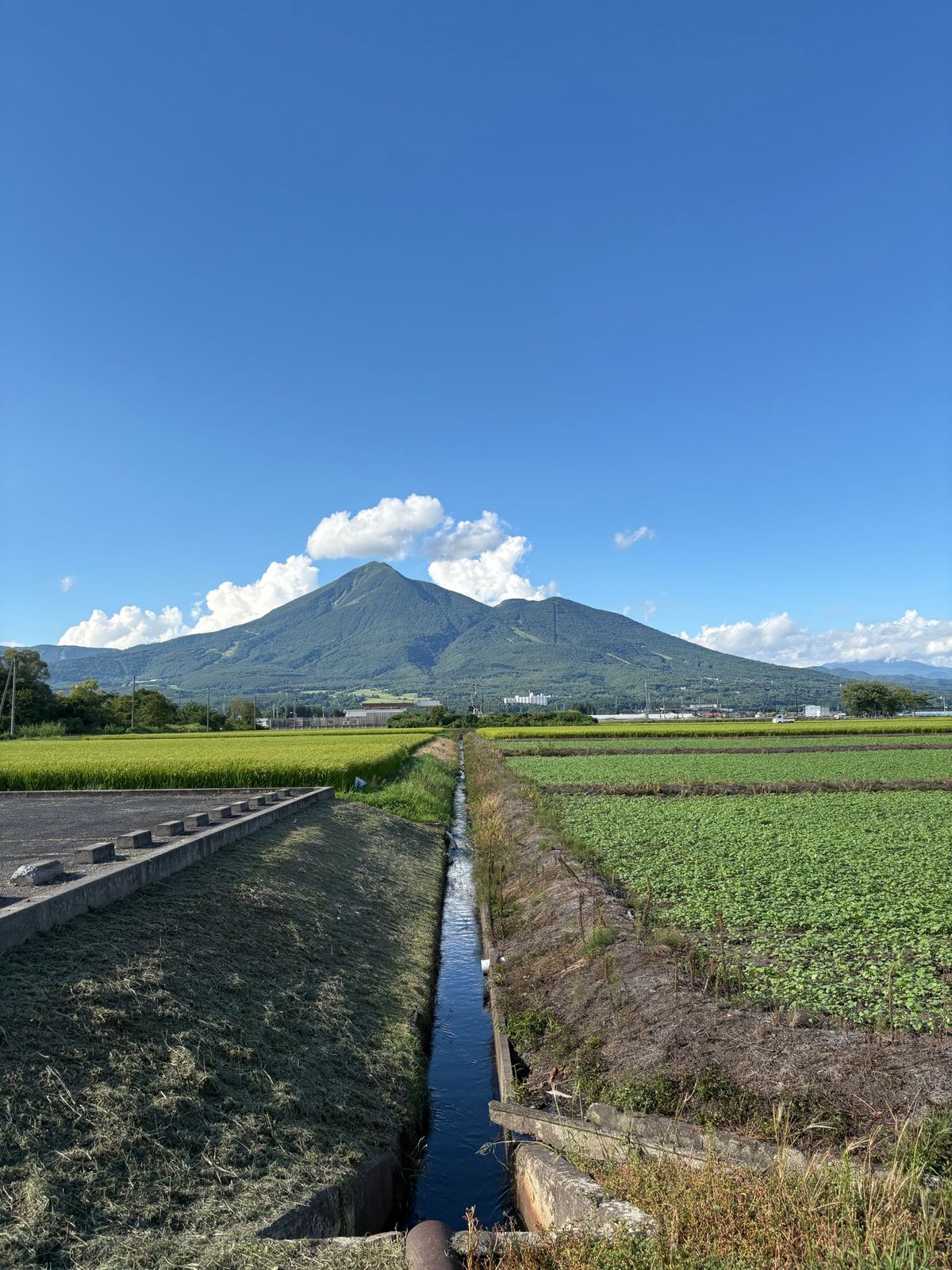 1日目！
①赤べこ
②磐梯山
自然の中のおさんぽめっちゃ楽しかった
③猪苗...