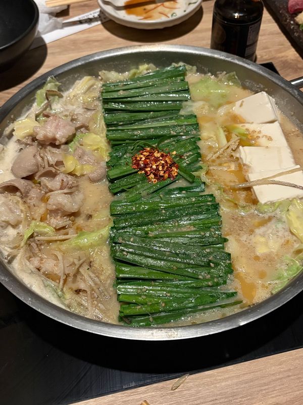 日本・福岡県「コレサワLIVE💕in福岡」の写真：夜ご飯はもつ鍋🍲