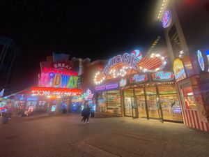 バンクーバーのグランビルアイランドにあるドーナツ屋さん知り合