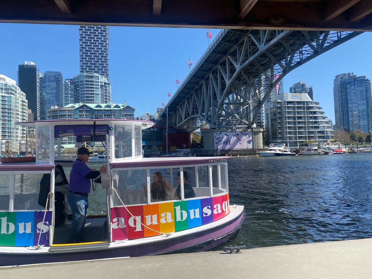 バンクーバーのグランビルアイランドにあるドーナツ屋さん知り合いに教えてもら...