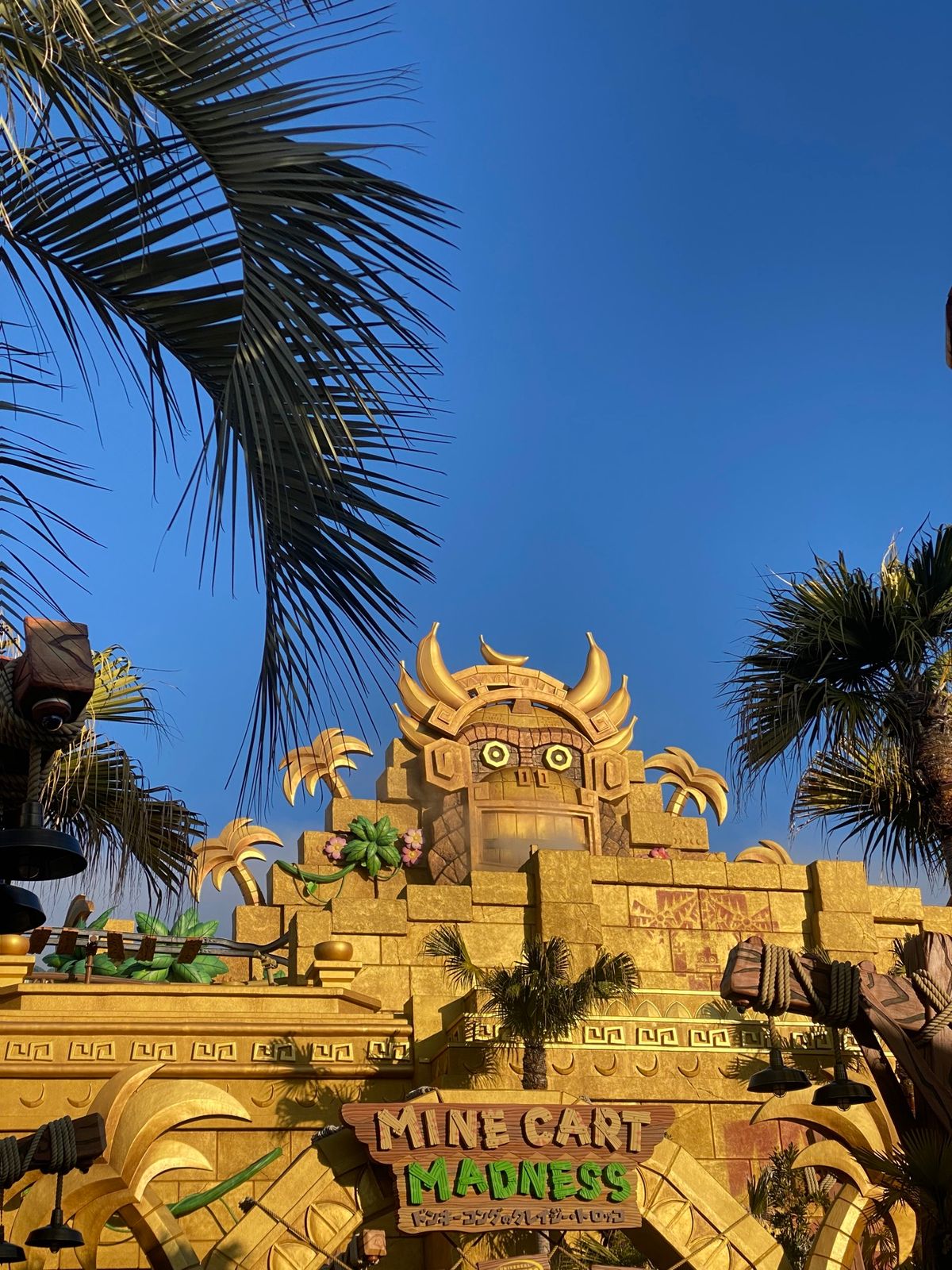 明石焼き好きだ〜
たこ焼きも岩塩とマヨネーズが美味しいってことをこの時知っ...