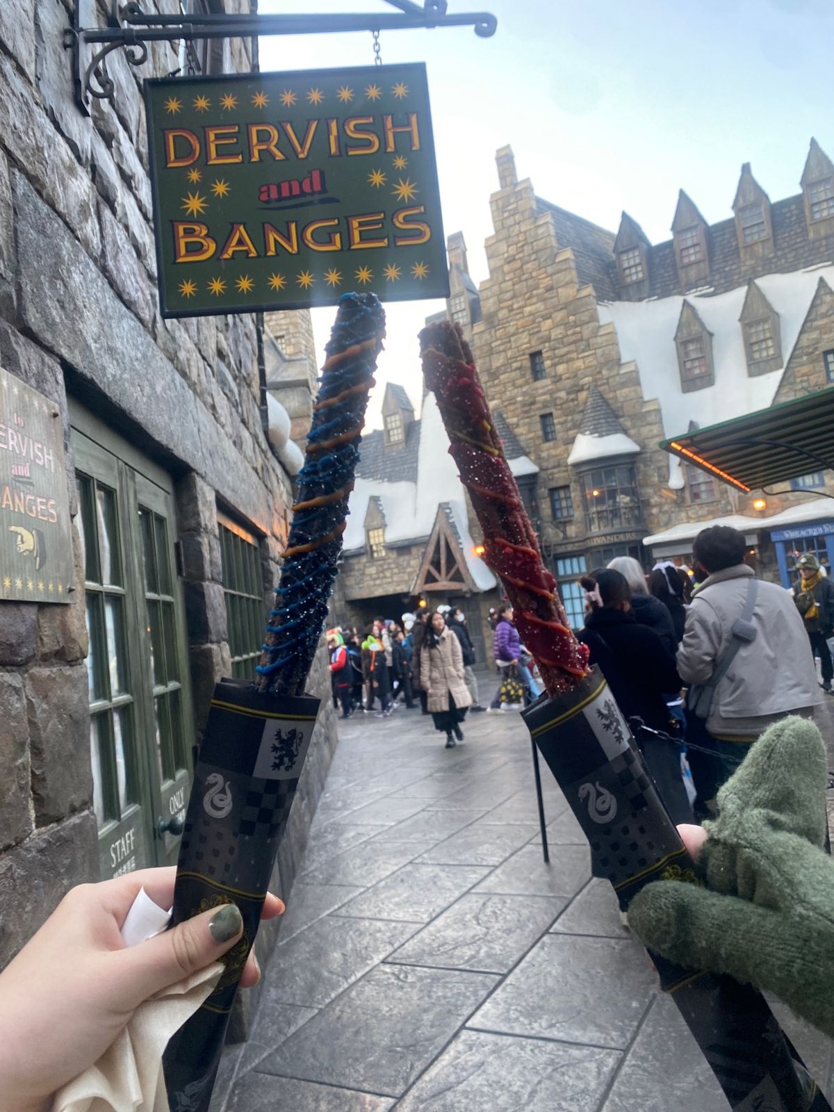 明石焼き好きだ〜
たこ焼きも岩塩とマヨネーズが美味しいってことをこの時知っ...