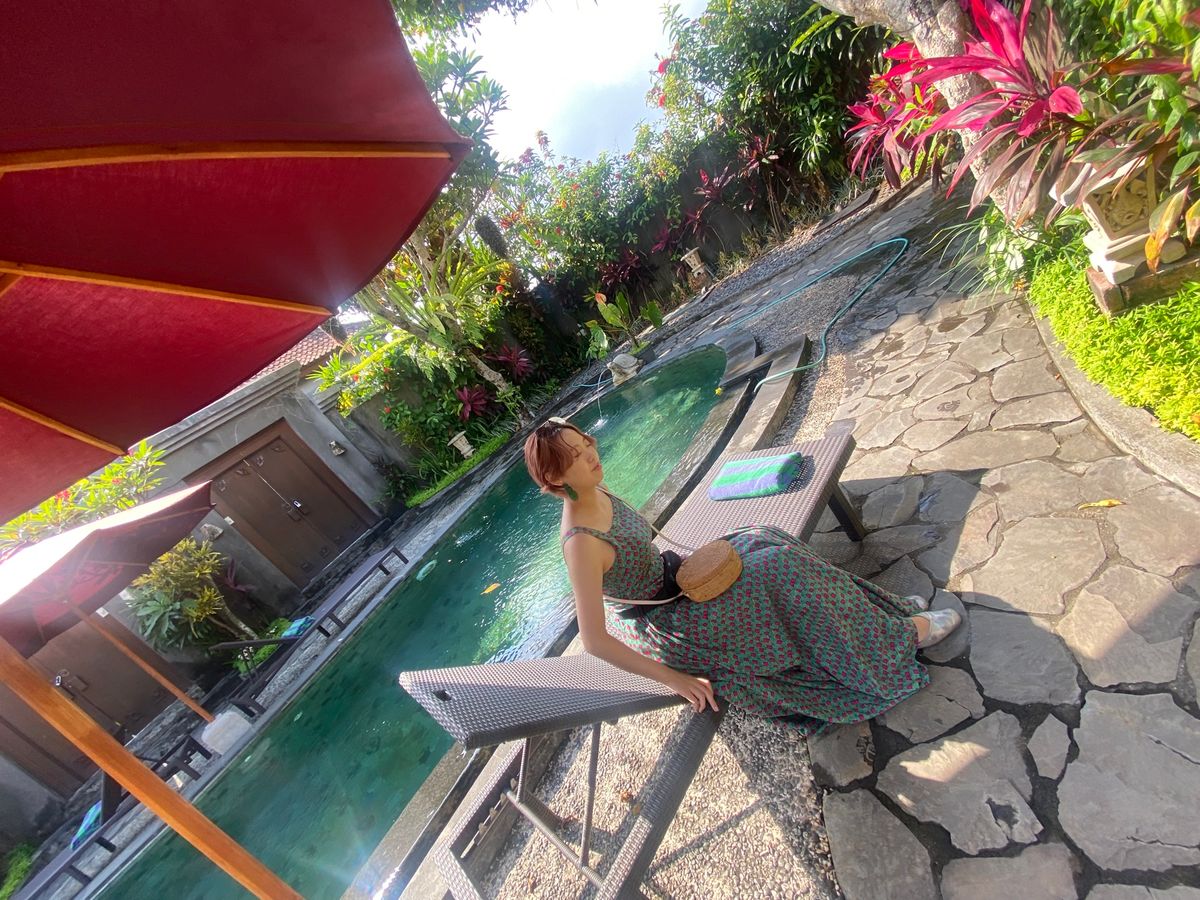 夕陽がとんでもなく綺麗だった(ジンバランビーチだったと思う)
念願のヴィラ...