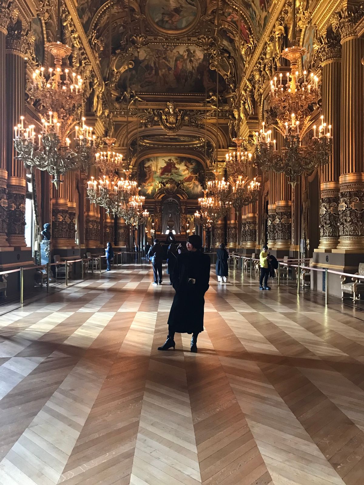 フランス！パリ!
なんといってもここは美術館巡りが楽しすぎた！
人並みな感...