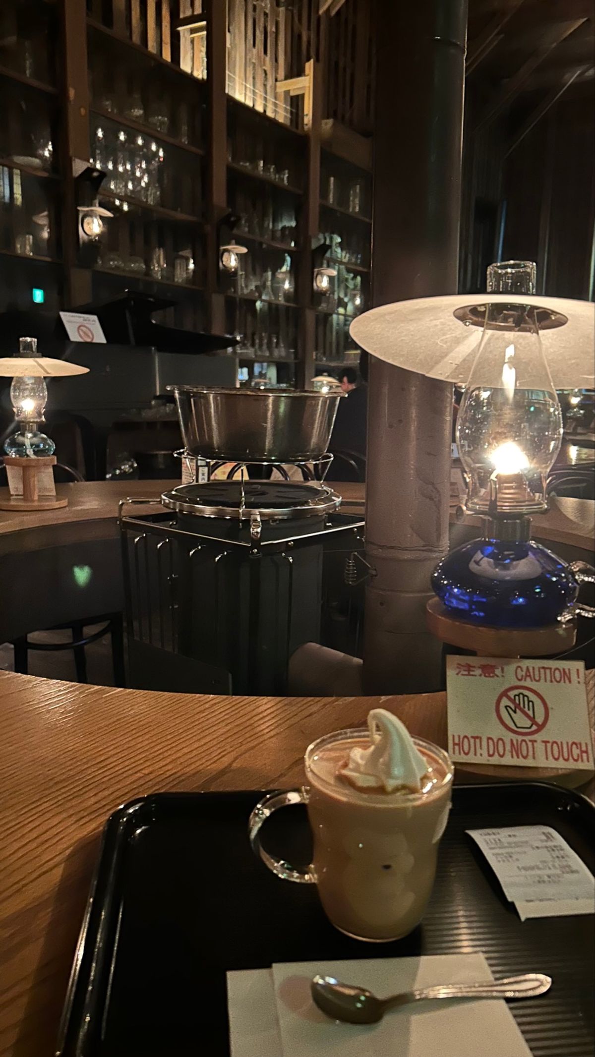 北一硝子三号館。
こちらも有名な場所。併設されたカフェの雰囲気がすごく素敵...