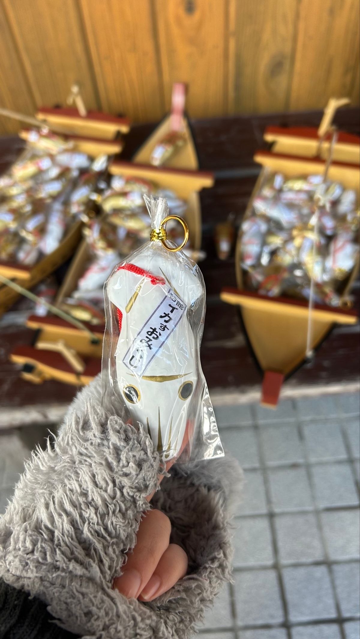 そのあとは、少し歩いて湯倉神社へ⛩
これもテレビでみたやつ📺
えぞみくじで...