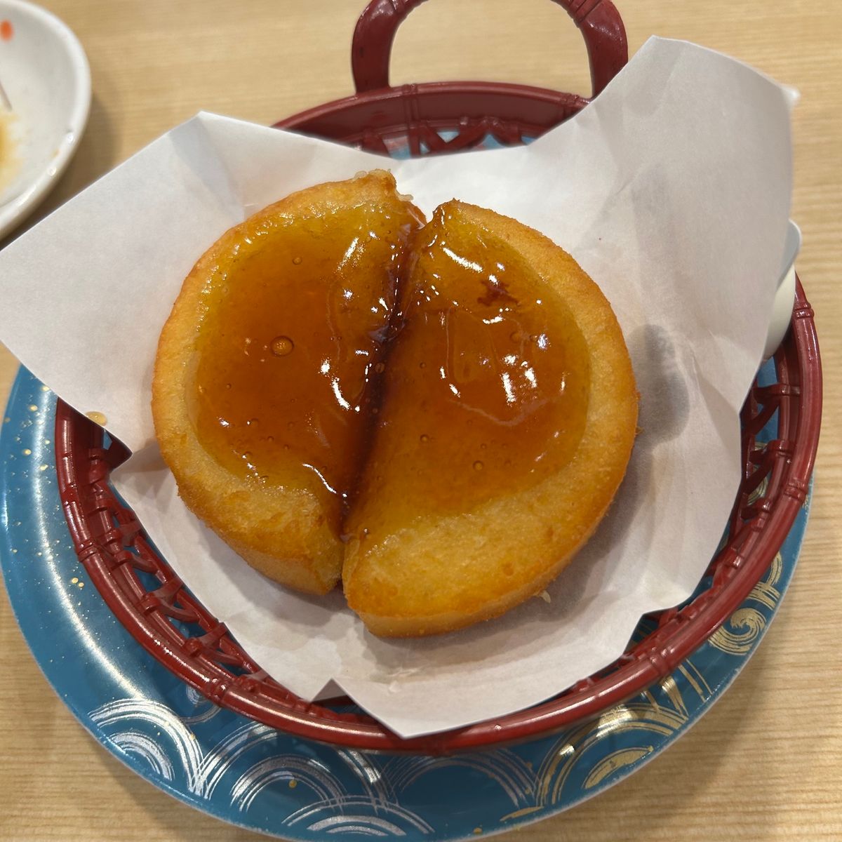 函館と👋🏻‪して再び札幌へ。
まずは念願のトリトン！なにかでみた、いももち...