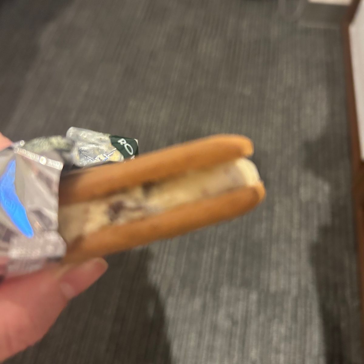 市電にのって街は移動。
そして、市電の中にあった高校をみて養和軒ぷらすへ🍜...