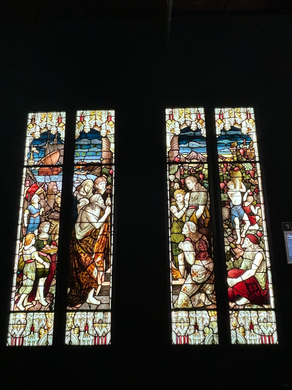 ステンドグラス美術館へ🌟
小樽に着いてから、見つけたから思った以上に素敵す...