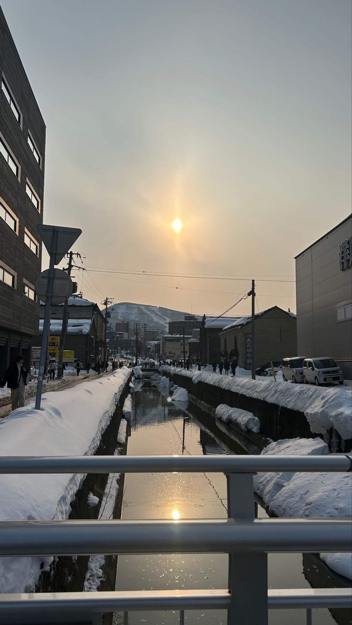 小樽の街歩き🚶‍♀️
日が沈んで行く光景を色んな場所からみれた🚗³₃
小樽...