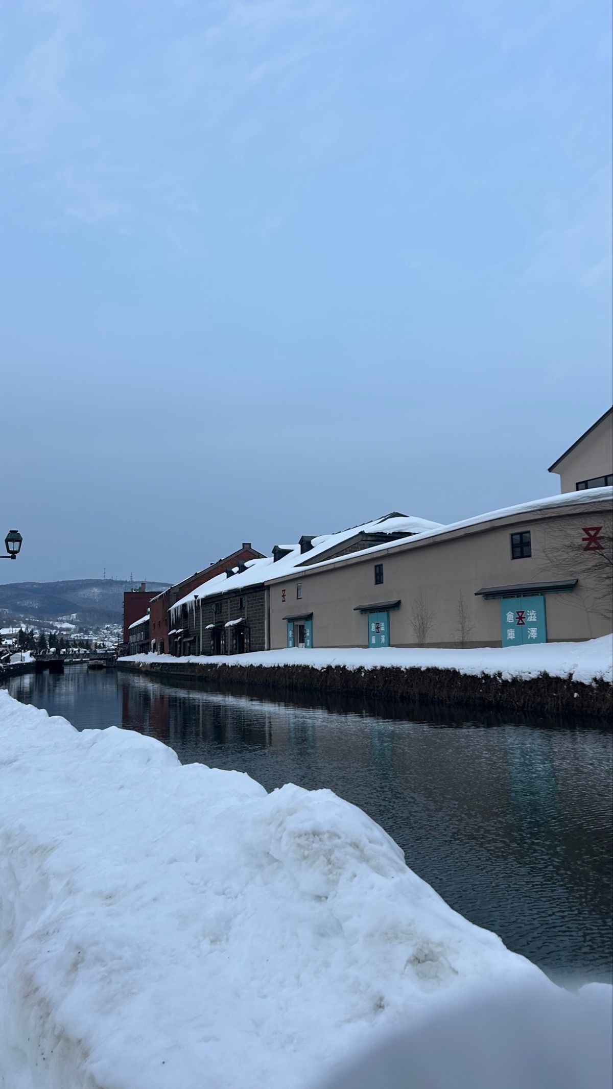 小樽の街歩き🚶‍♀️
日が沈んで行く光景を色んな場所からみれた🚗³₃
小樽...