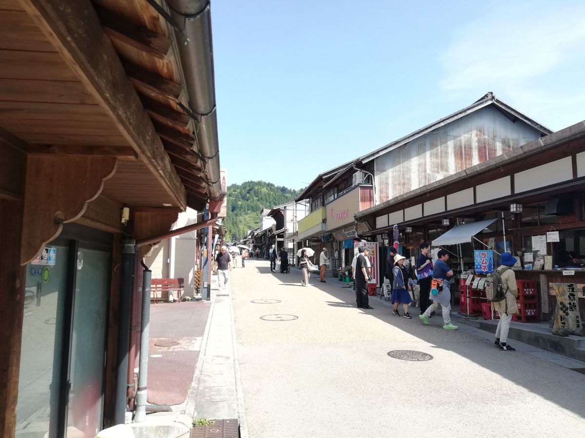 恵那市から浜松市に戻る道中にある岩村地区。
こちらは日本の山城として有名な...