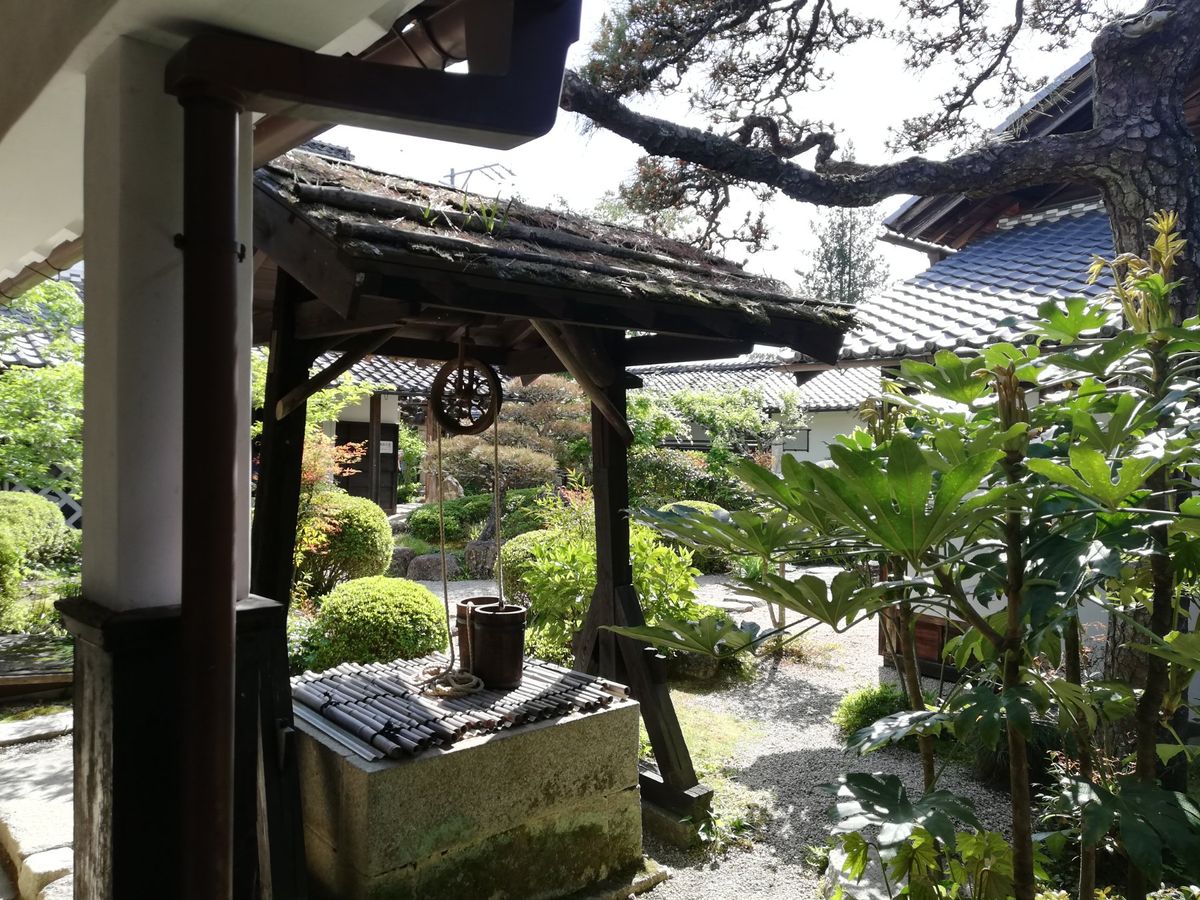 恵那市から浜松市に戻る道中にある岩村地区。
こちらは日本の山城として有名な...