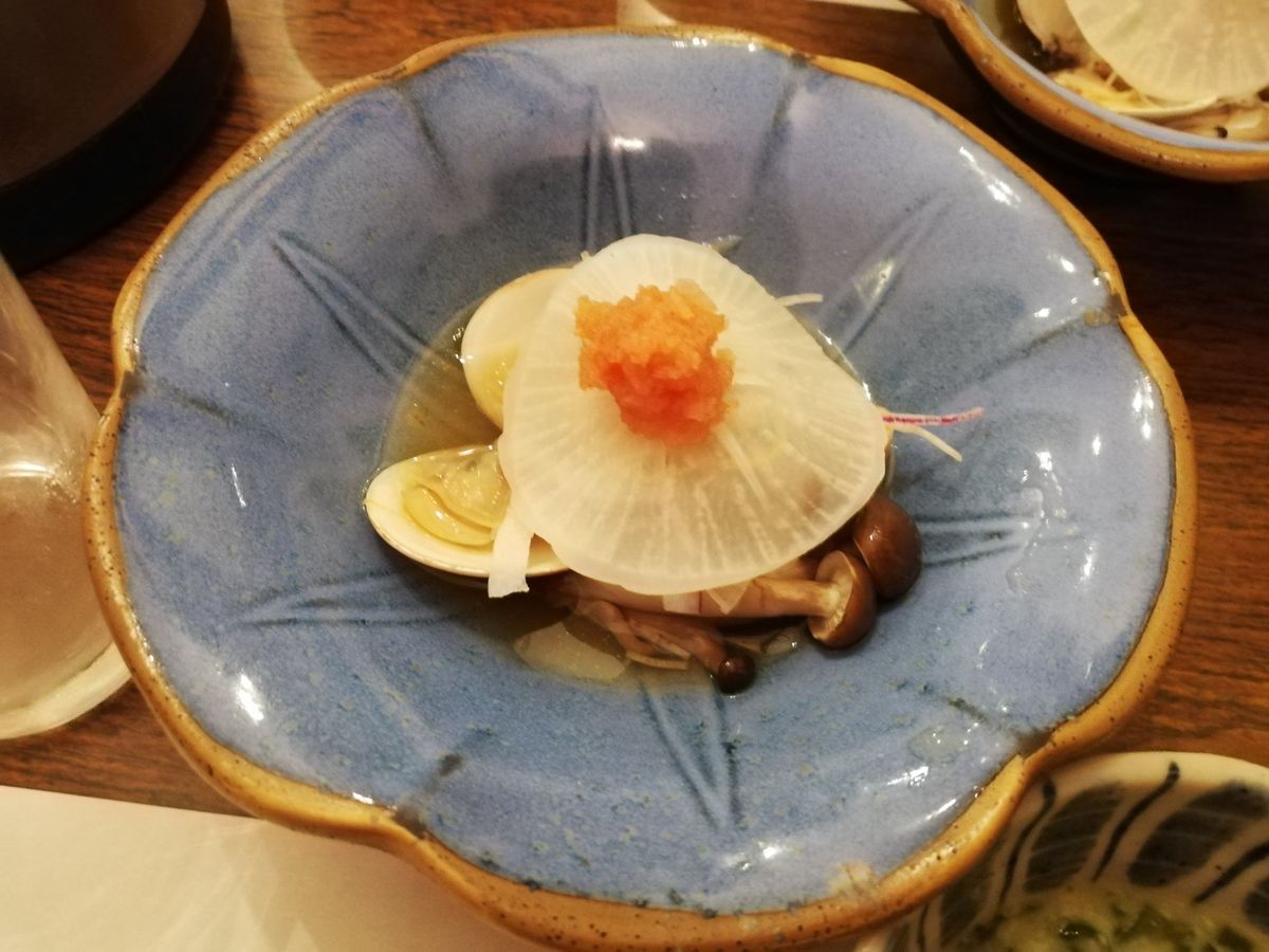 晩御飯その2。
デザートまでついて満足感高いですわ！