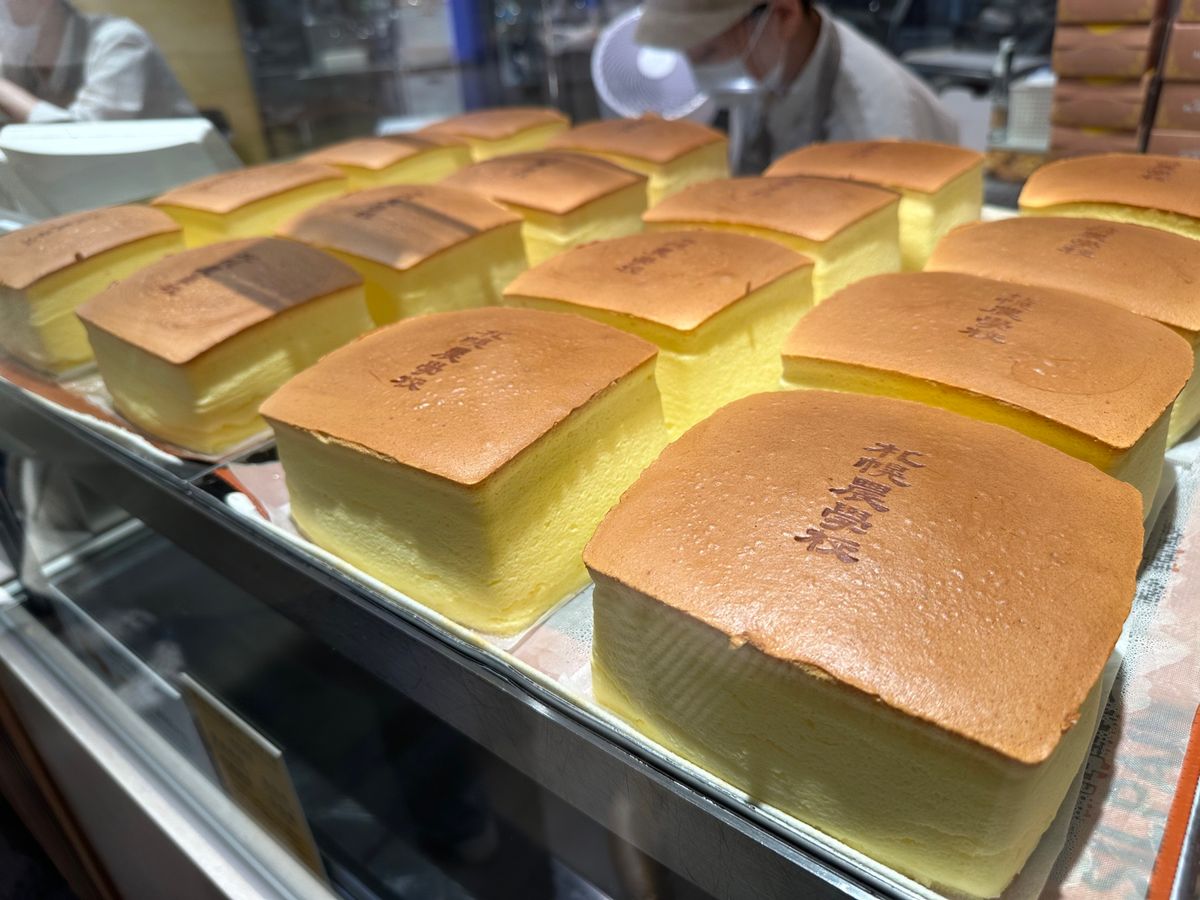 札幌グルメ
白樺山荘のまるごと北海道味噌ラーメン
22%MARKETのパフ...