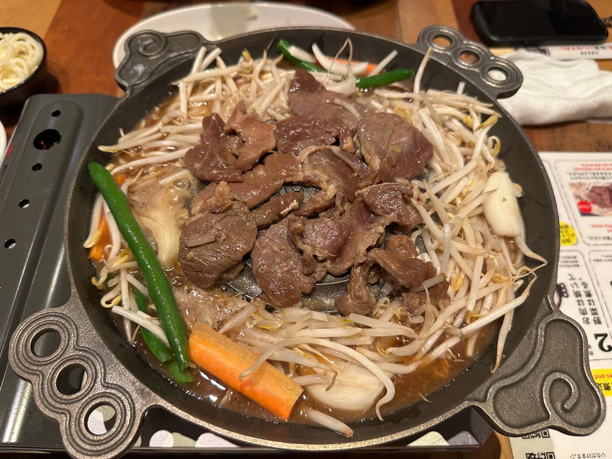 札幌グルメ
白樺山荘のまるごと北海道味噌ラーメン
22%MARKETのパフ...