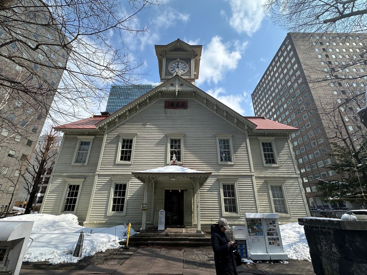 札幌散歩
赤れんが庁舎、札幌市時計台、さっぽろテレビ塔、狸小路商店街