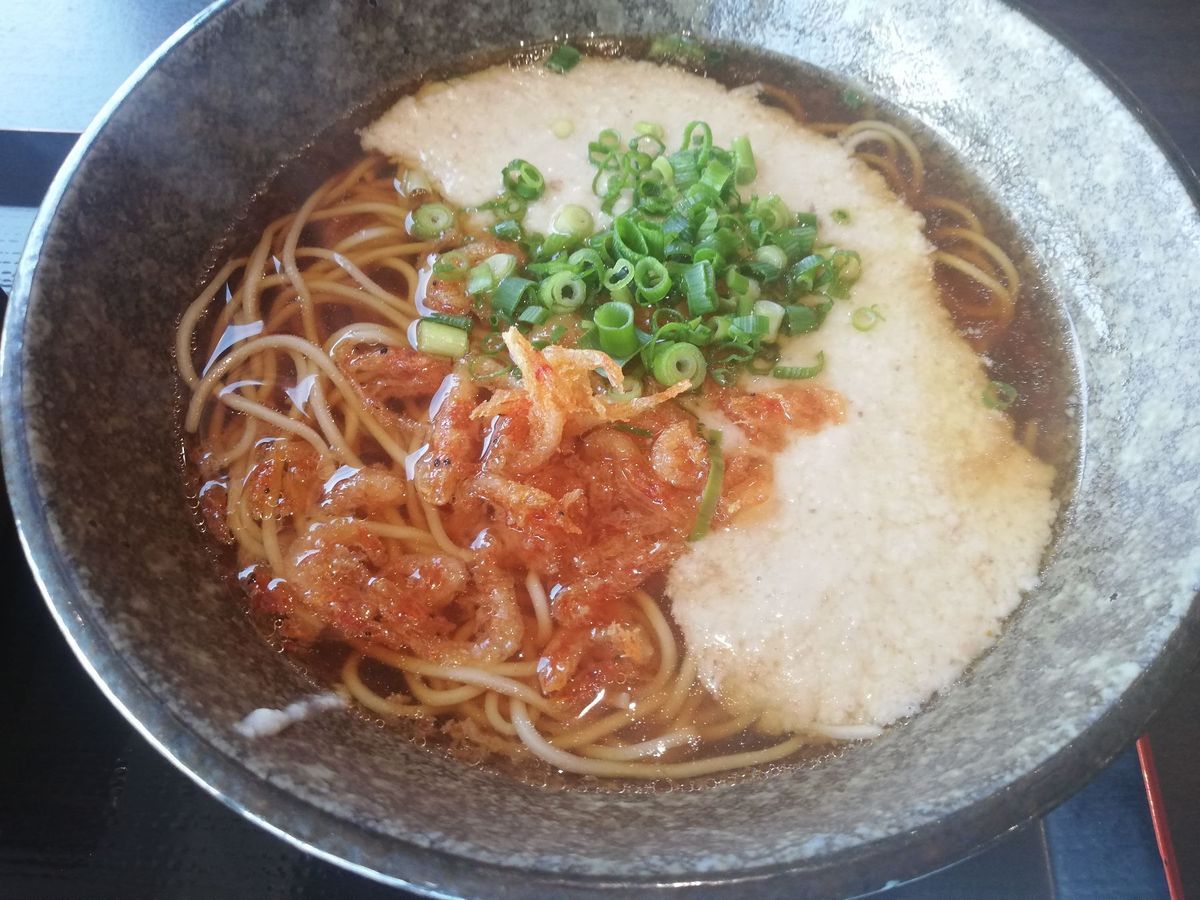 道の駅富士のおふくろ食堂で早めのランチ、ブランチです！
1300円でこれと...