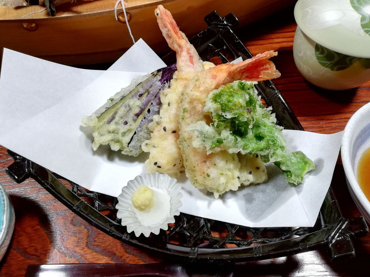 もんのすごいご馳走です！！！！！！
こんな腹が破裂するレベルの大ご馳走なの...