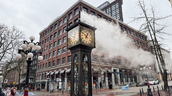 カナダ「Vancouver, Canada」の写真：都市部は栄えてたし、自然もあって素敵な街...