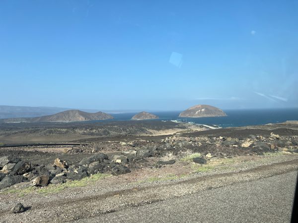 ジブチ・Djibouti「ジブチ出張」の写真：タジュラへの道のり