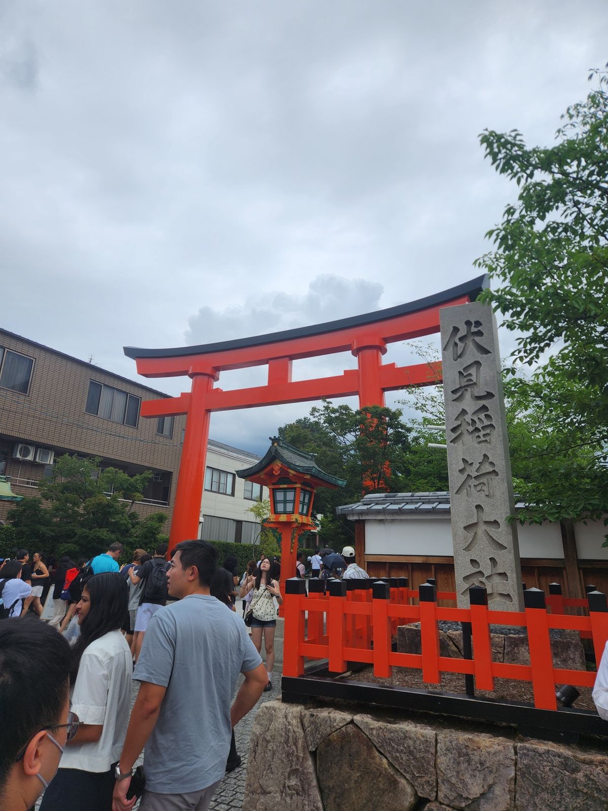 伏見稲荷人多すぎ😨