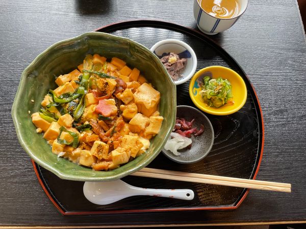 日本・京都府「京都の梅苑巡り」の写真：北野天満宮前にある「とようけ茶屋」へ。1...