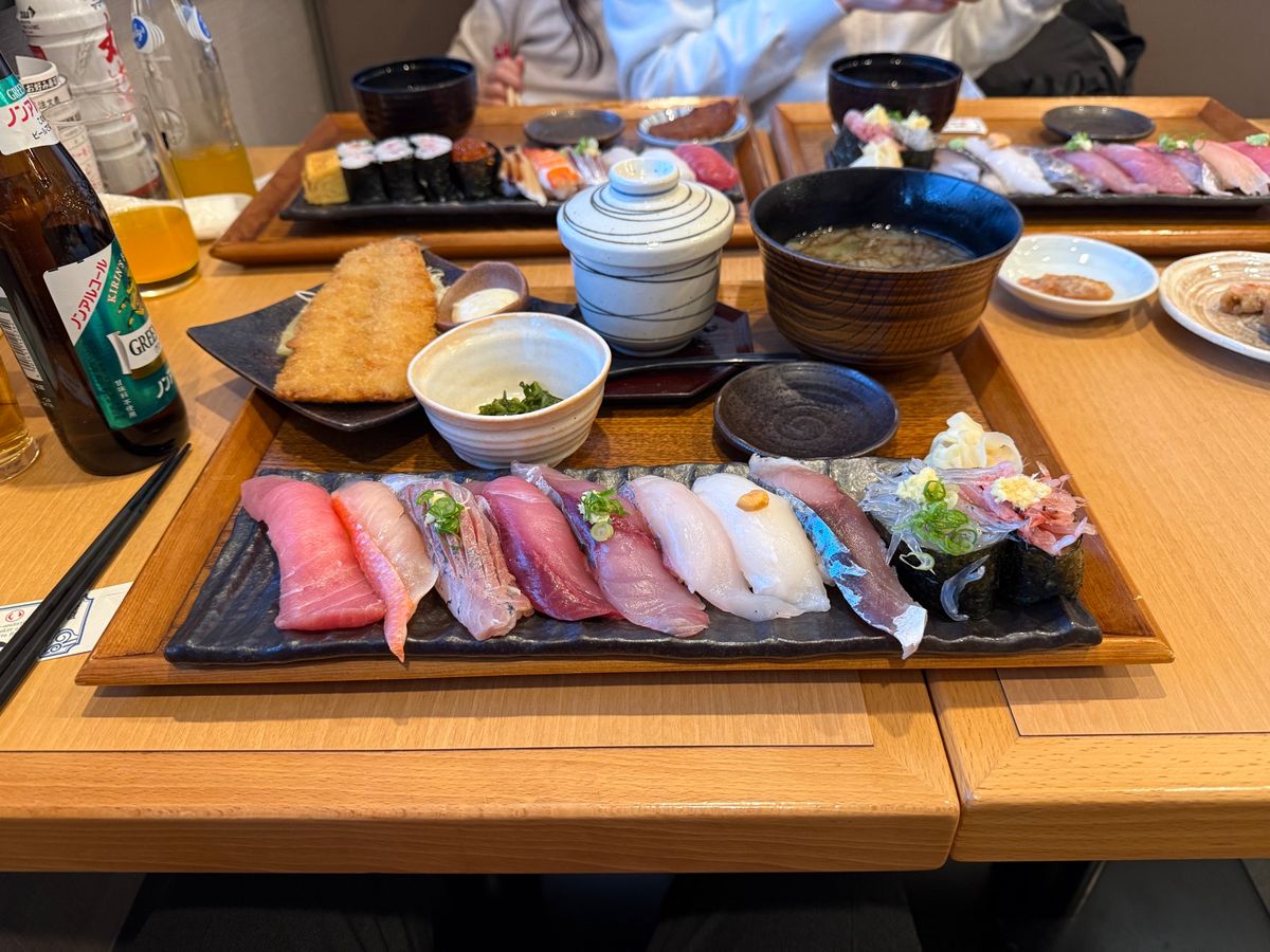 伊豆太郎川奈店
安定の美味しさ。地魚の寿司