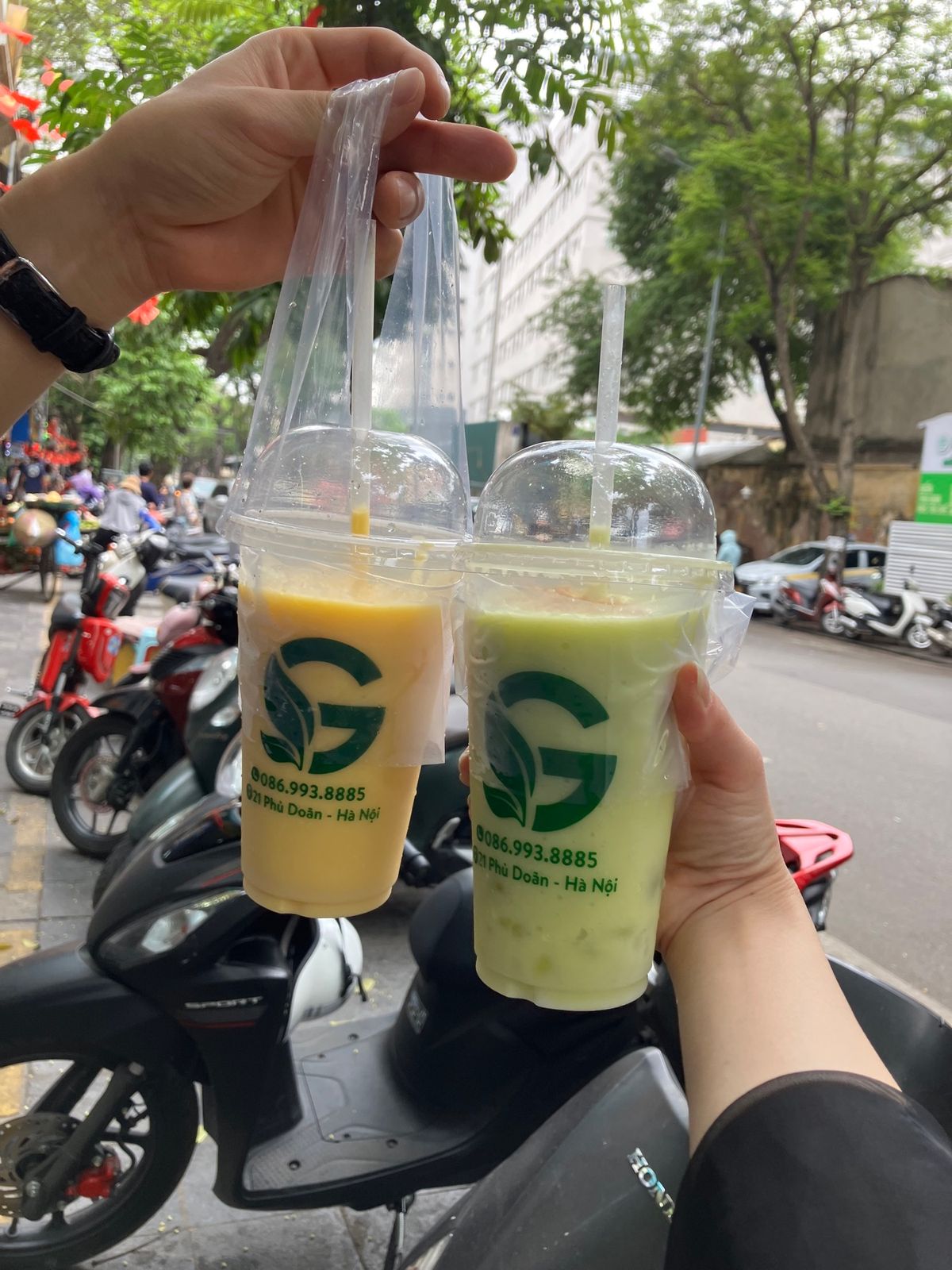 バインミー、フォー、ブンチャー、生春巻き、チュンチュン、ココナッツジュース...